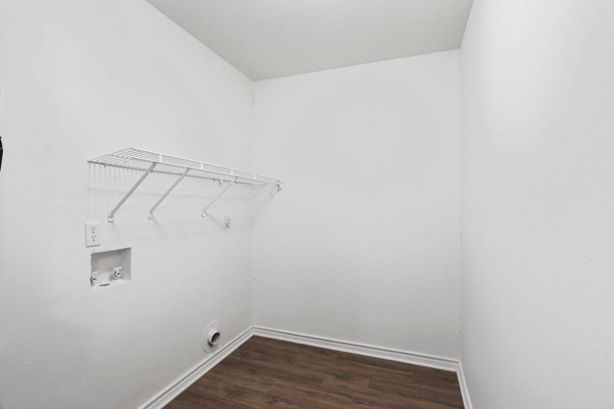 Apartment for rent at 2400 Fruge St, Lake Charles, LA 70601