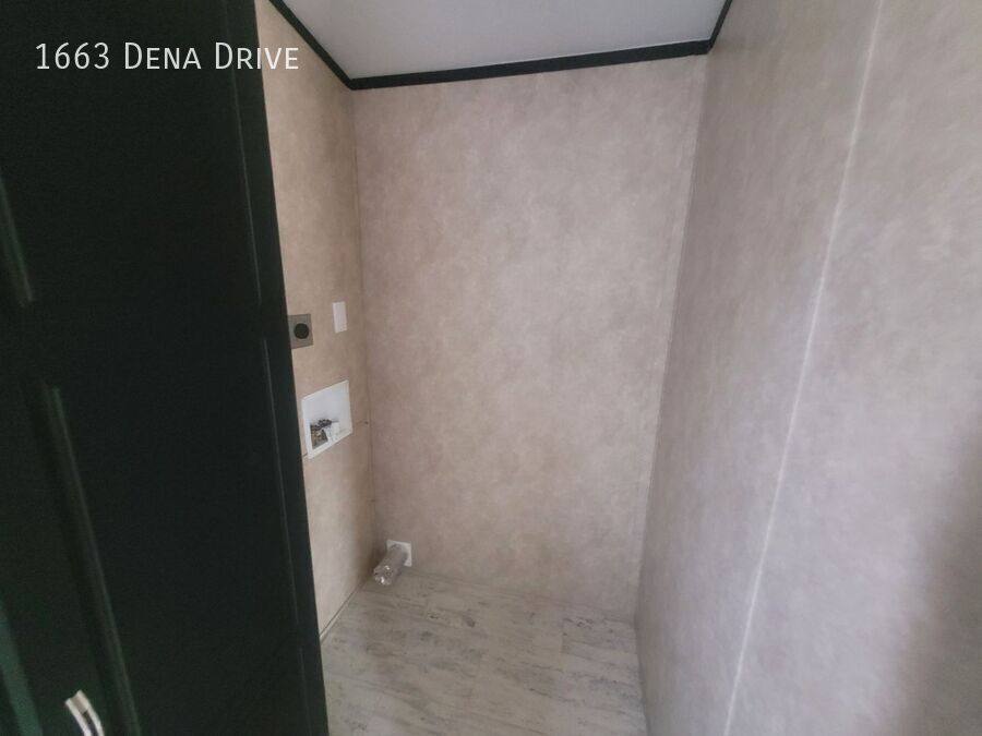 House for rent at 1663 Dena Dr, Memphis, TN 38127
