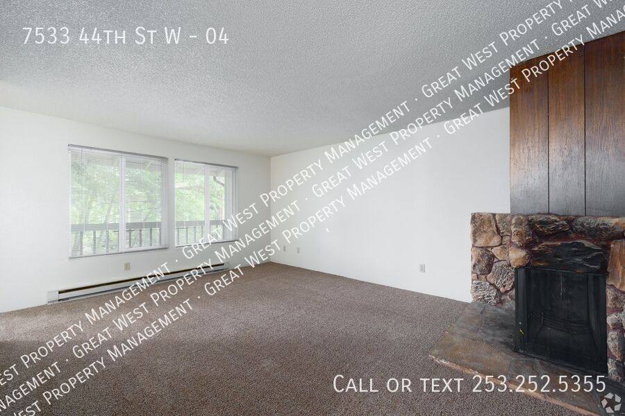 Apartment for rent at 7533 44th St W #4, Tacoma, WA 98466