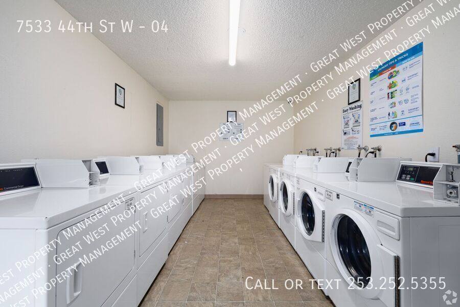 Apartment for rent at 7533 44th St W #4, Tacoma, WA 98466