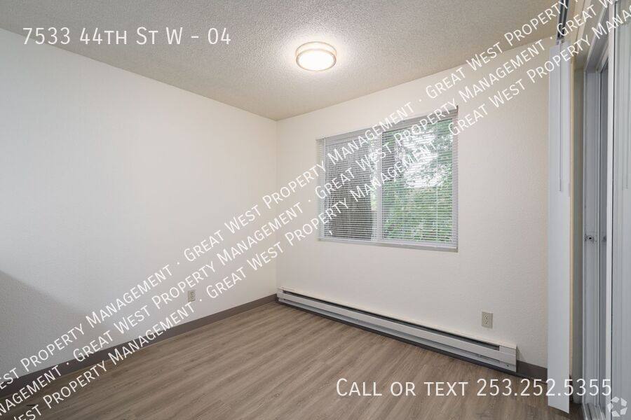 Apartment for rent at 7533 44th St W #4, Tacoma, WA 98466