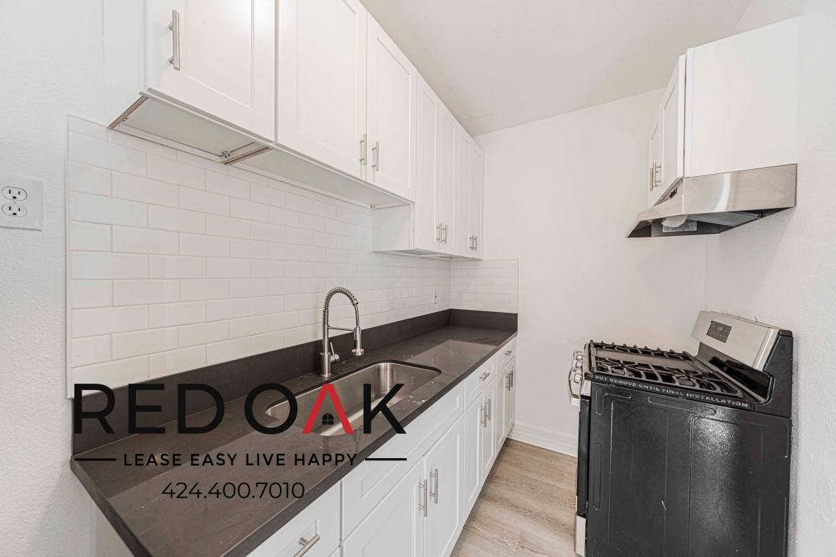 Condo for rent at 822 S Park View St #205, Los Angeles, CA 90057