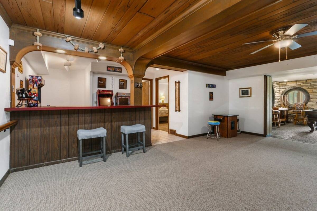 House for rent at 40507 91st St, Genoa City, WI 53128