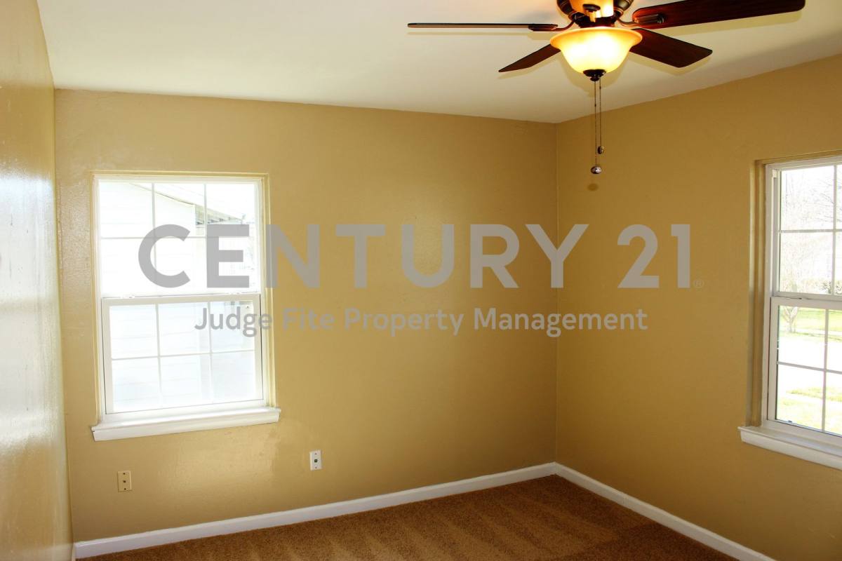 House for rent at 12028 Hoblitzelle Dr, Dallas, TX 75243