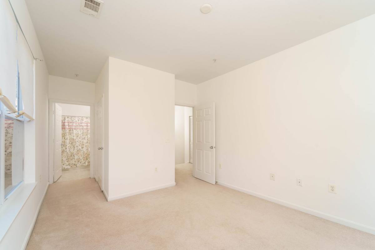 Condo for rent at 11311 Aristotle Dr #215, Fairfax, VA 22030