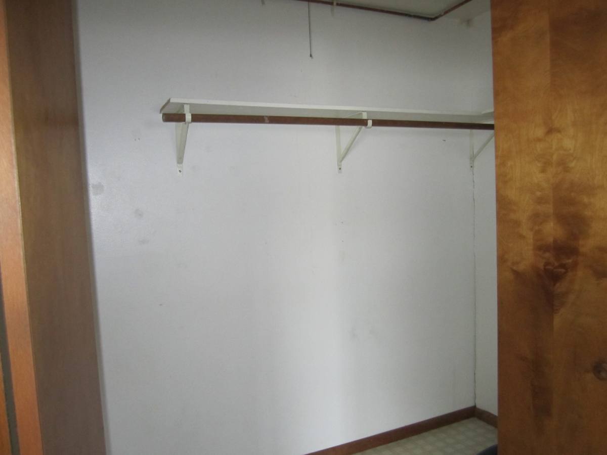 Apartment for rent at 321 6th St N, Wahpeton, ND 58075