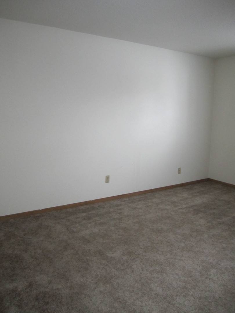 Apartment for rent at 321 6th St N, Wahpeton, ND 58075