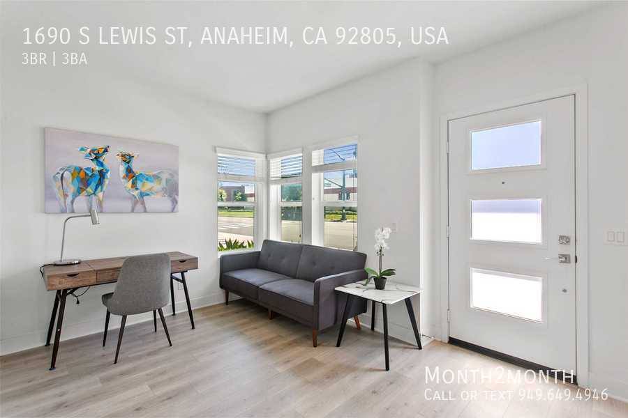 Townhouse for rent at 1690 S Lewis St, Anaheim, CA 92805