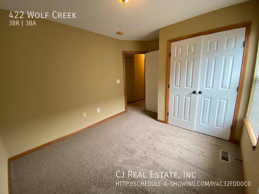 House for rent at 422 Wolf Creek, Grain Valley, MO 64029