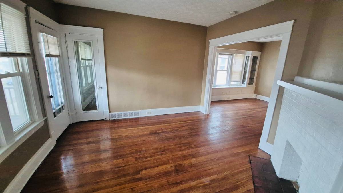 Apartment for rent at 4412 Alpha Ave, Cleveland, OH 44105