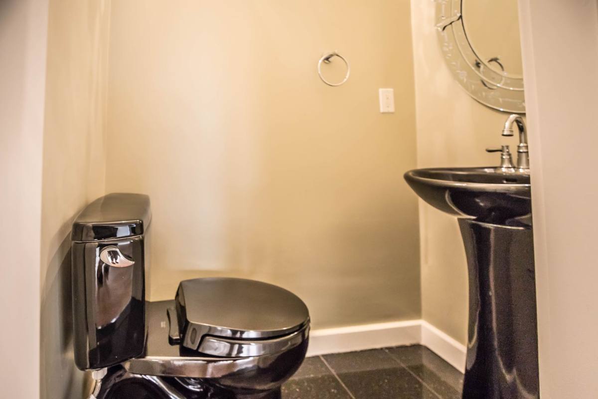 Condo for rent at 327 1 2 N Stanley Ave, Los Angeles, CA 90036