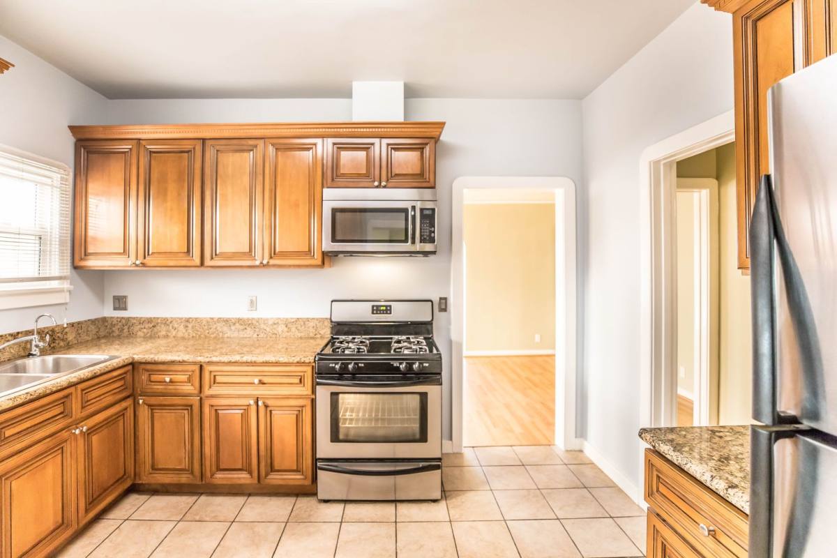 Condo for rent at 327 1 2 N Stanley Ave, Los Angeles, CA 90036