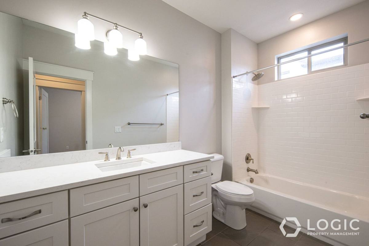 Townhouse for rent at 10463 S Crimson Sage, Sandy, UT 84070