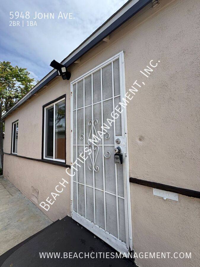 House for rent at 5948 John Ave, Long Beach, CA 90805