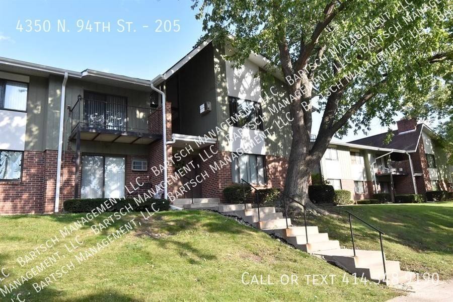 Apartment for rent at 4350 N 94th St #205, Milwaukee, WI 53222