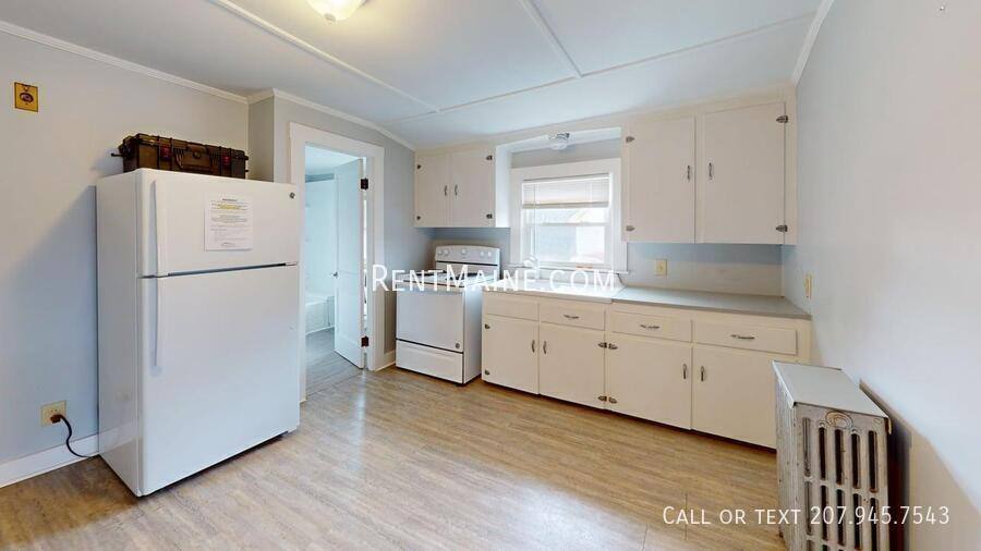 Apartment for rent at 28 Pleasant St #4, Waterville, ME 04901