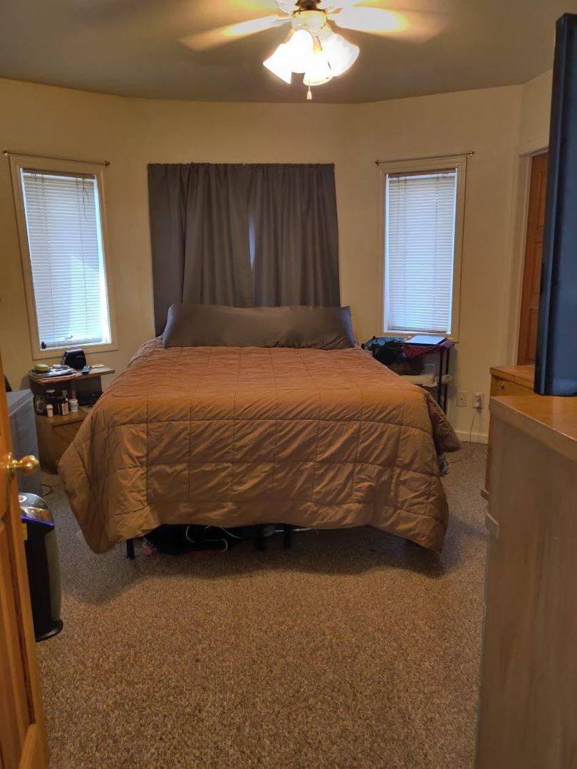 Apartment for rent at 2530 W 2nd St, Duluth, MN 55806