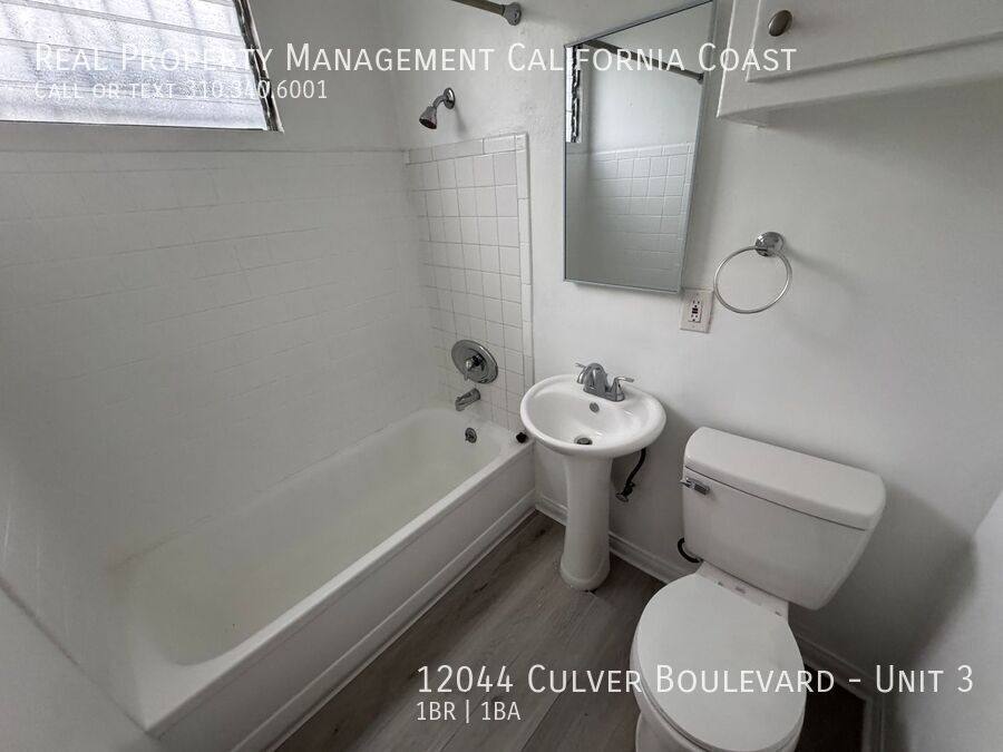 Apartment for rent at 12044 Culver Blvd #3, Los Angeles, CA 90066