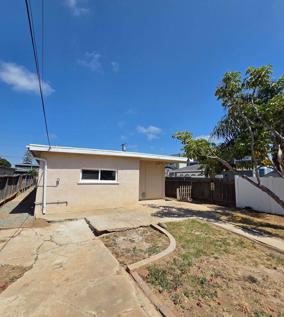 Apartment for rent at 566-568 Emory St, Imperial Beach, CA 91932