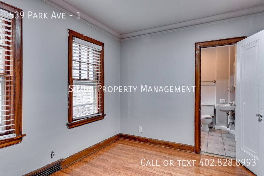 Apartment for rent at 539 Park Ave #1, Omaha, NE 68105
