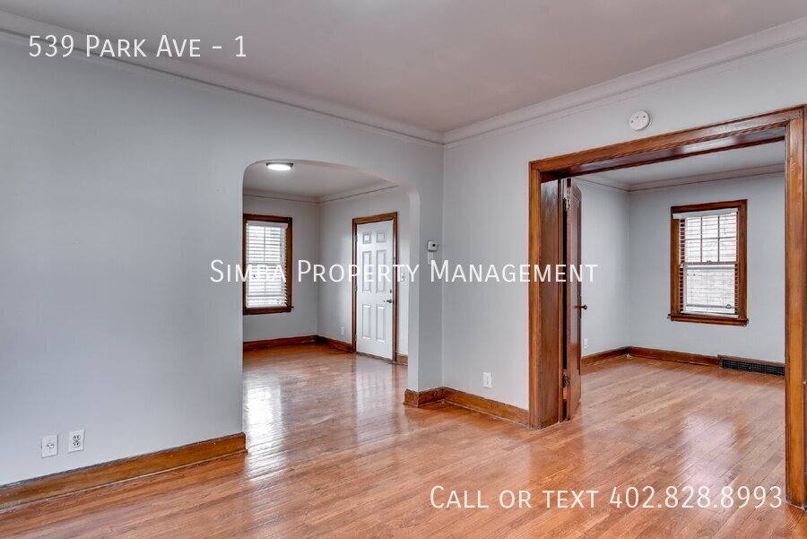 Apartment for rent at 539 Park Ave #1, Omaha, NE 68105