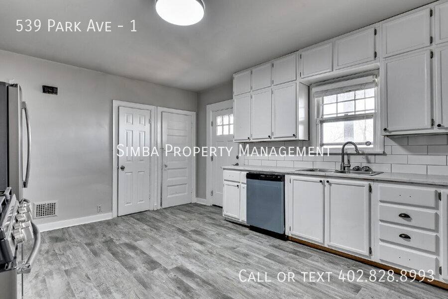 Apartment for rent at 539 Park Ave #1, Omaha, NE 68105
