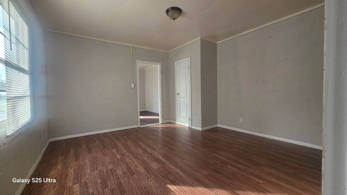 Apartment for rent at 1104 S McKinley St, Albany, GA 31701