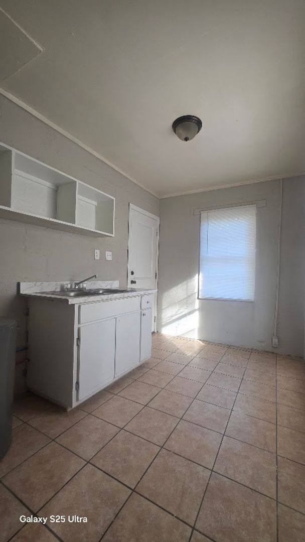Apartment for rent at 1104 S McKinley St, Albany, GA 31701