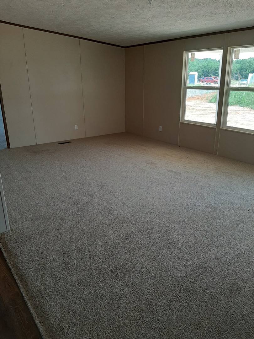 House for rent at 105 Foster Ferry Dr, Statesville, NC 28677