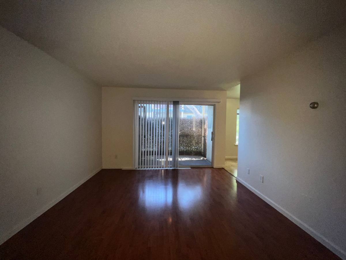 Apartment for rent at 1137 Oakmont Dr, San Jose, CA 95117