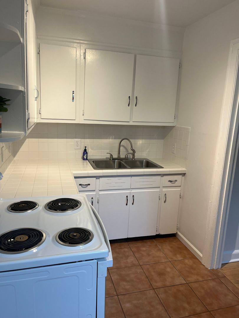 Apartment for rent at 2940 Oleander Dr #C7, Wilmington, NC 28403