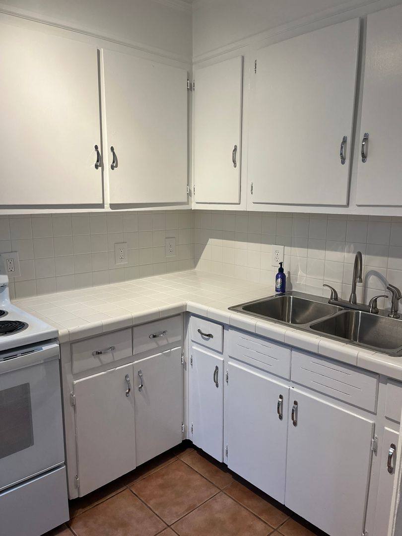 Apartment for rent at 2940 Oleander Dr #C7, Wilmington, NC 28403