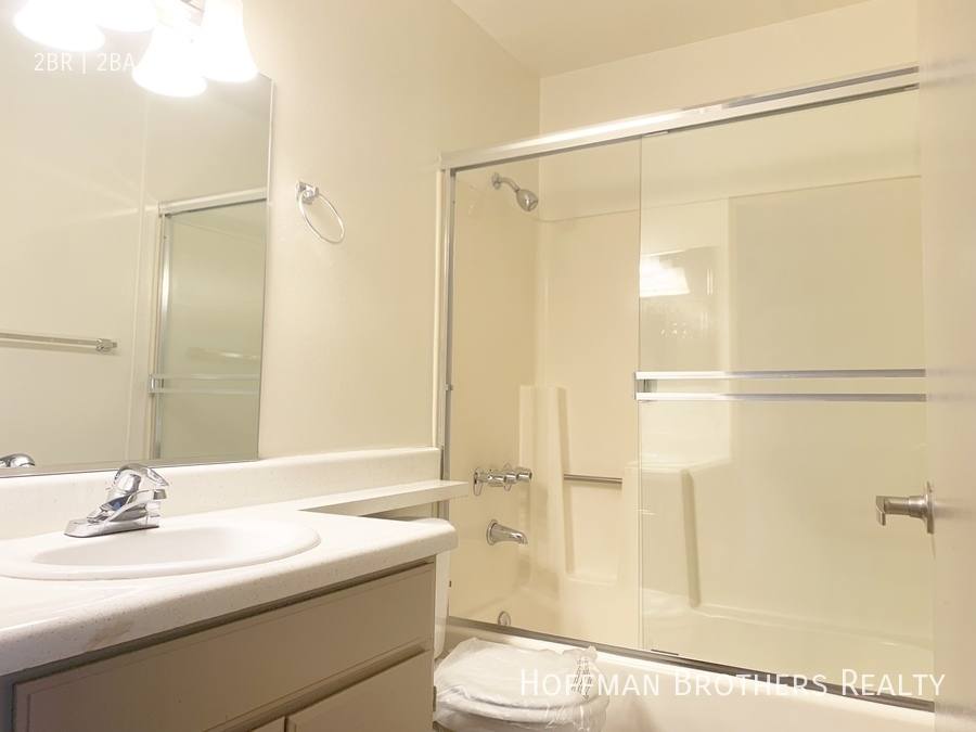 Apartment for rent at 3132 Bagley Ave #209, Los Angeles, CA 90034