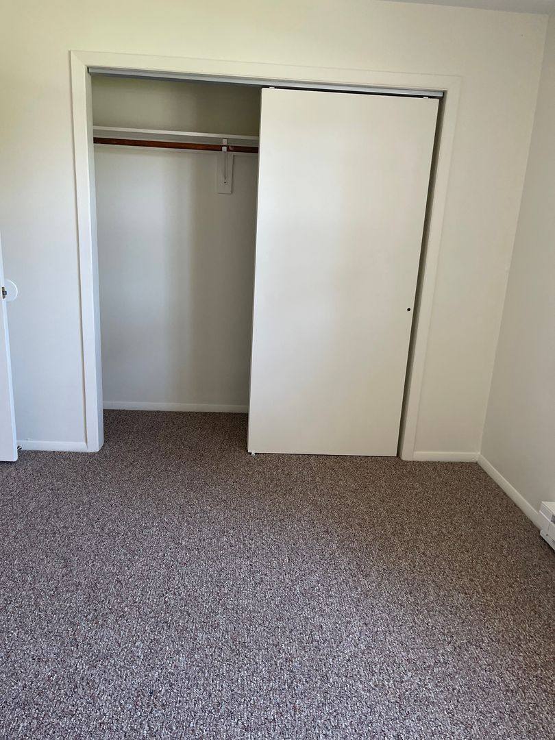 Apartment for rent at 125-141-145 Cemetery Rd, Plainfield, CT 06374