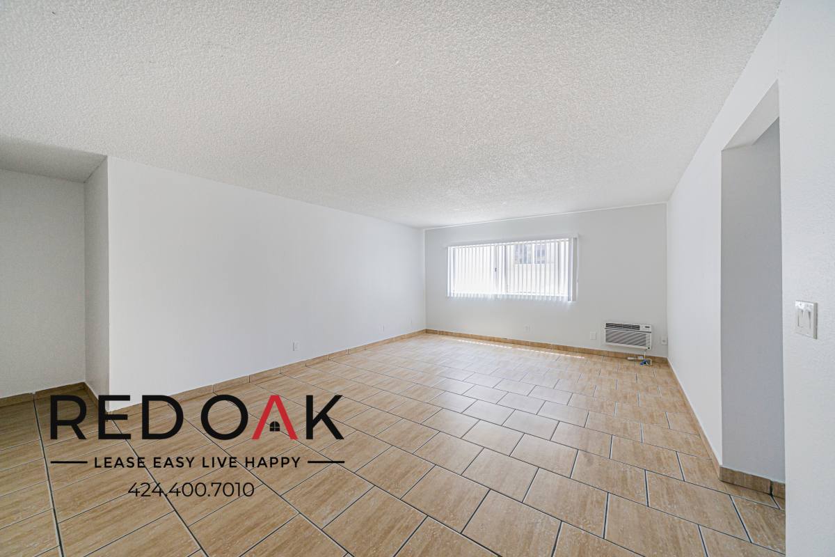 Condo for rent at 8828 Memory Park Ave #15, North Hills, CA 91343