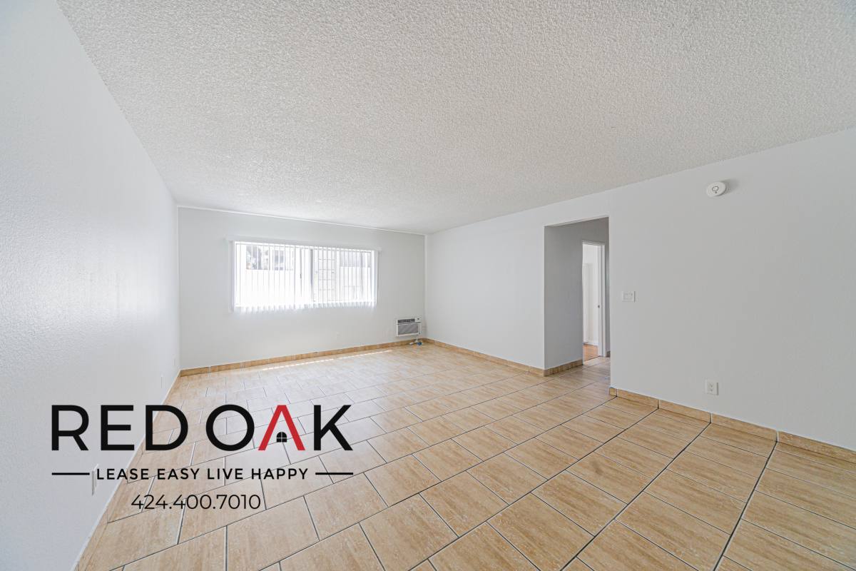 Condo for rent at 8828 Memory Park Ave #15, North Hills, CA 91343