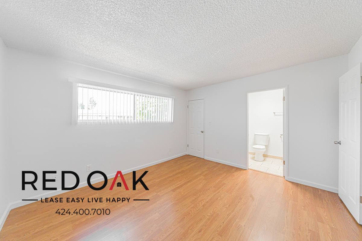 Condo for rent at 8828 Memory Park Ave #15, North Hills, CA 91343