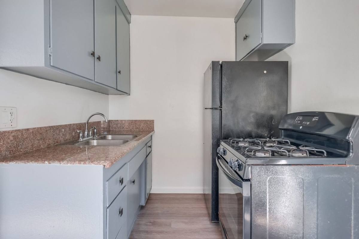 Apartment for rent at 1731 W 120th St #8, Los Angeles, CA 90047