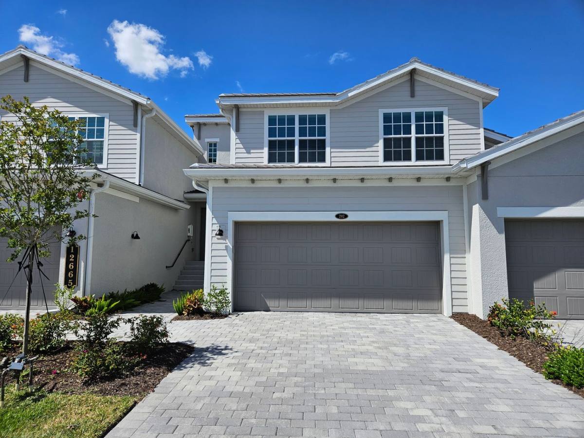 Apartment for rent at 12665 Radiance Court, Venice, FL 34293