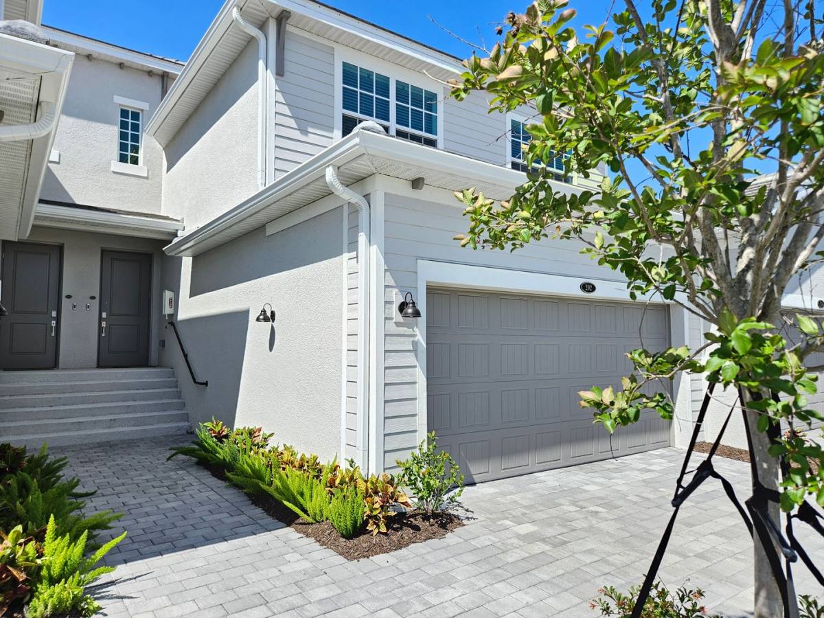 Apartment for rent at 12665 Radiance Court, Venice, FL 34293