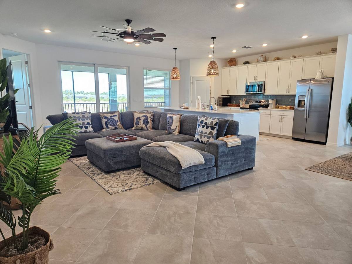 Apartment for rent at 12665 Radiance Court, Venice, FL 34293