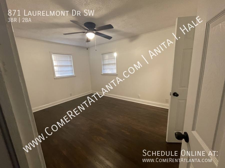 House for rent at 871 Laurelmont Dr SW, Atlanta, GA 30311