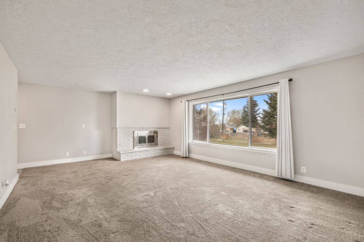 House for rent at 275 Park St, Newdale, ID 83436