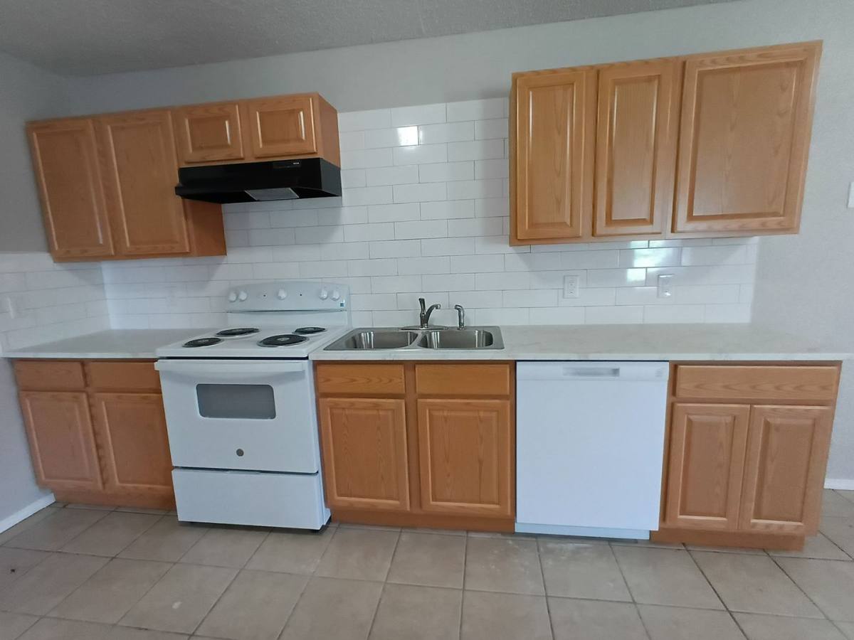House for rent at 1020 N Spencer Rd, Oklahoma City, OK 73110