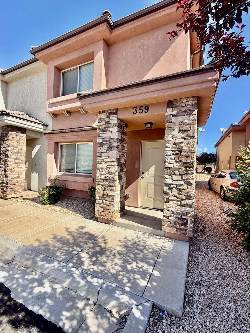 Townhouse for rent at 2801 E 450 N, Saint George, UT 84790