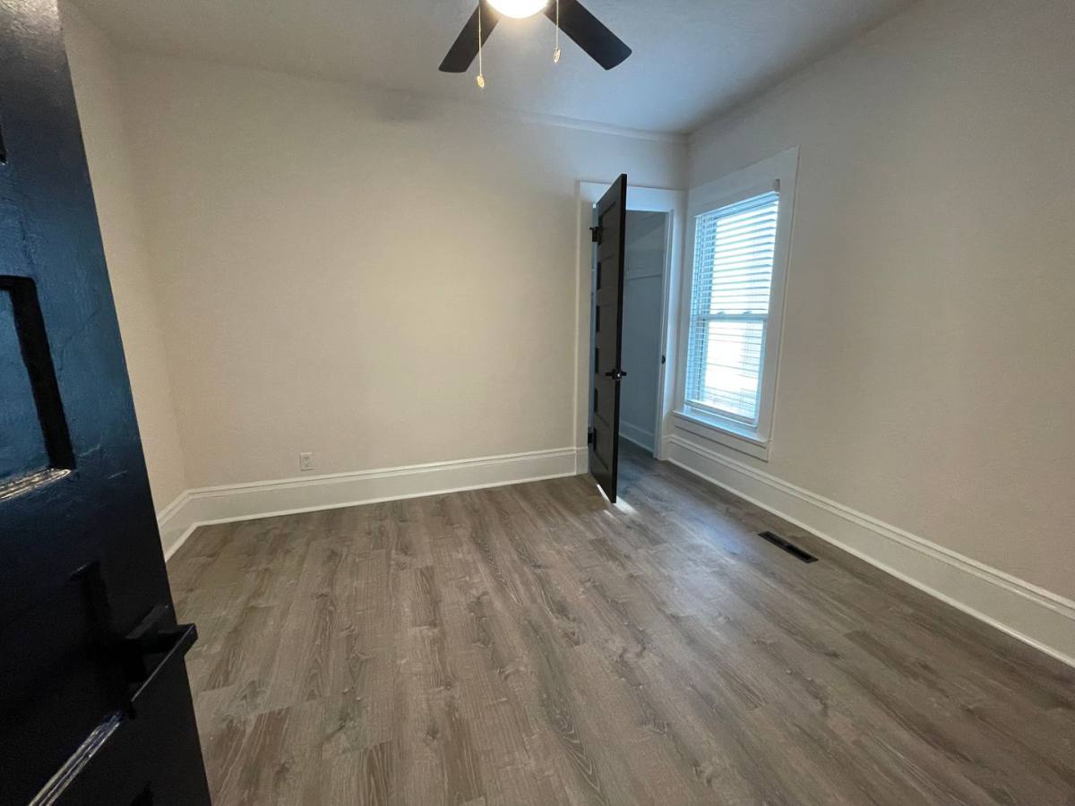 Apartment for rent at 122-124 E Lloyd, Milwaukee, WI 53212