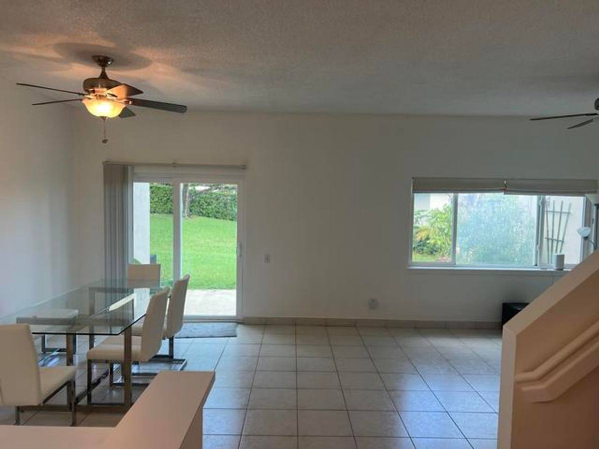 Townhouse for rent at 4878 SW 32nd Terrace, Fort Lauderdale, FL 33312