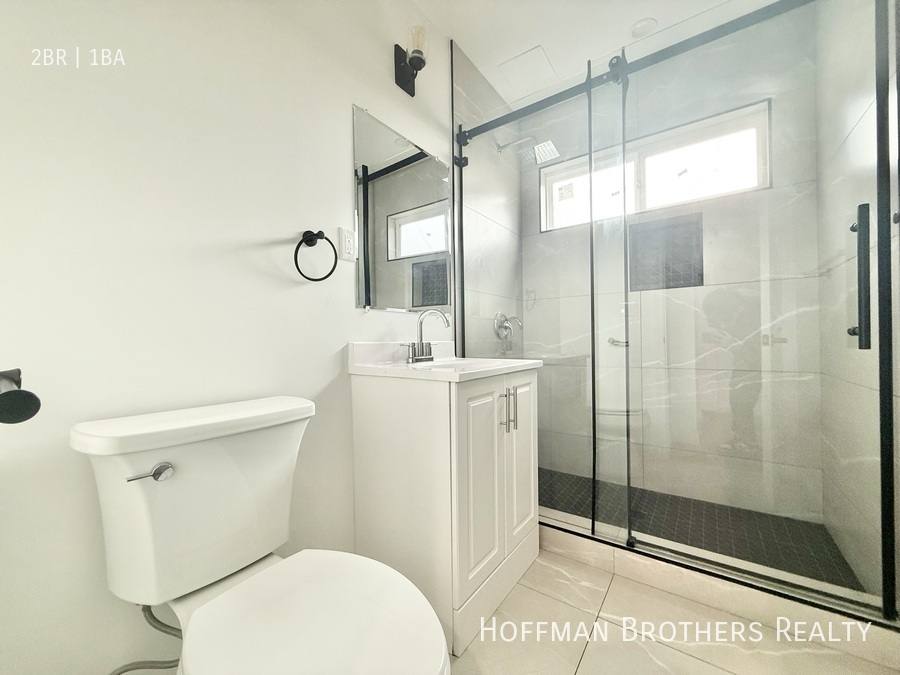 Apartment for rent at 7245 Bakman Ave #3, Sun Valley, CA 91352