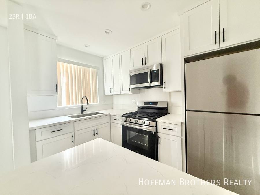 Apartment for rent at 7245 Bakman Ave #3, Sun Valley, CA 91352