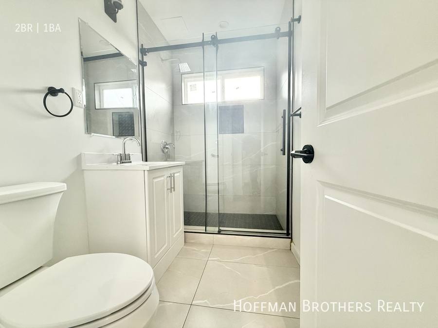 Apartment for rent at 7245 Bakman Ave #3, Sun Valley, CA 91352